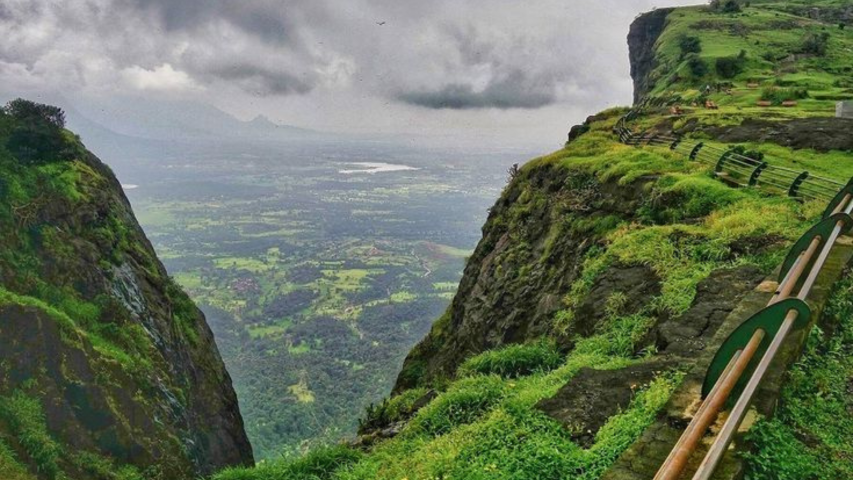 Naneghat Trek